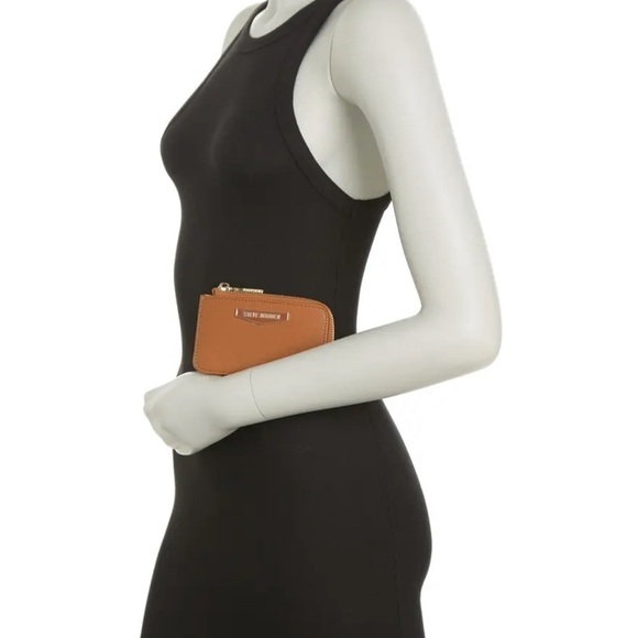 B Slim Zip Around Card Case - Picture 2 of 3